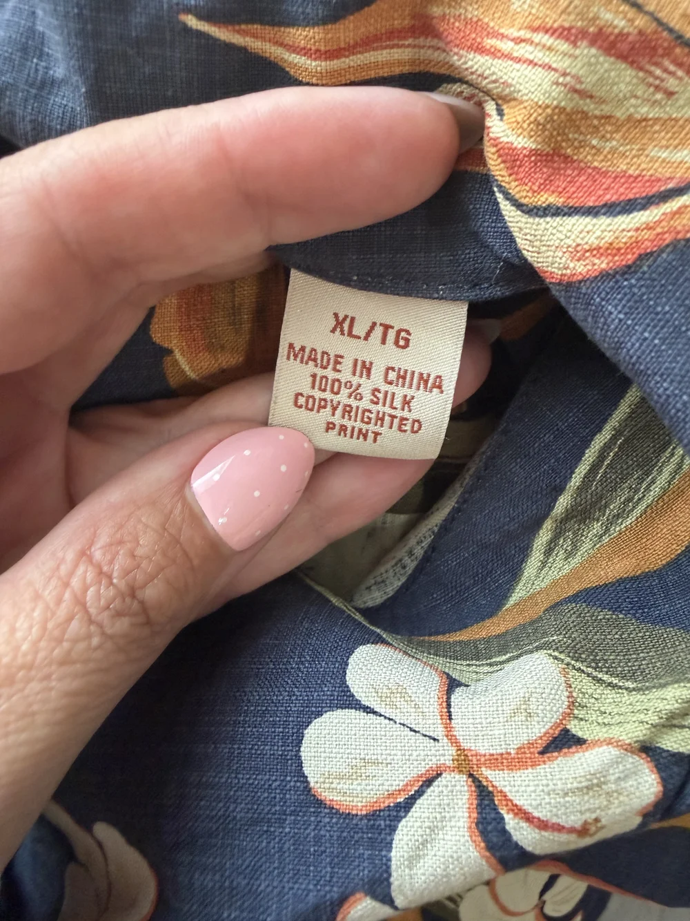 Tommy Bahama Men's XL 100% Silk Hawaiian Camp Shirt Blue Bird of Paradise Floral